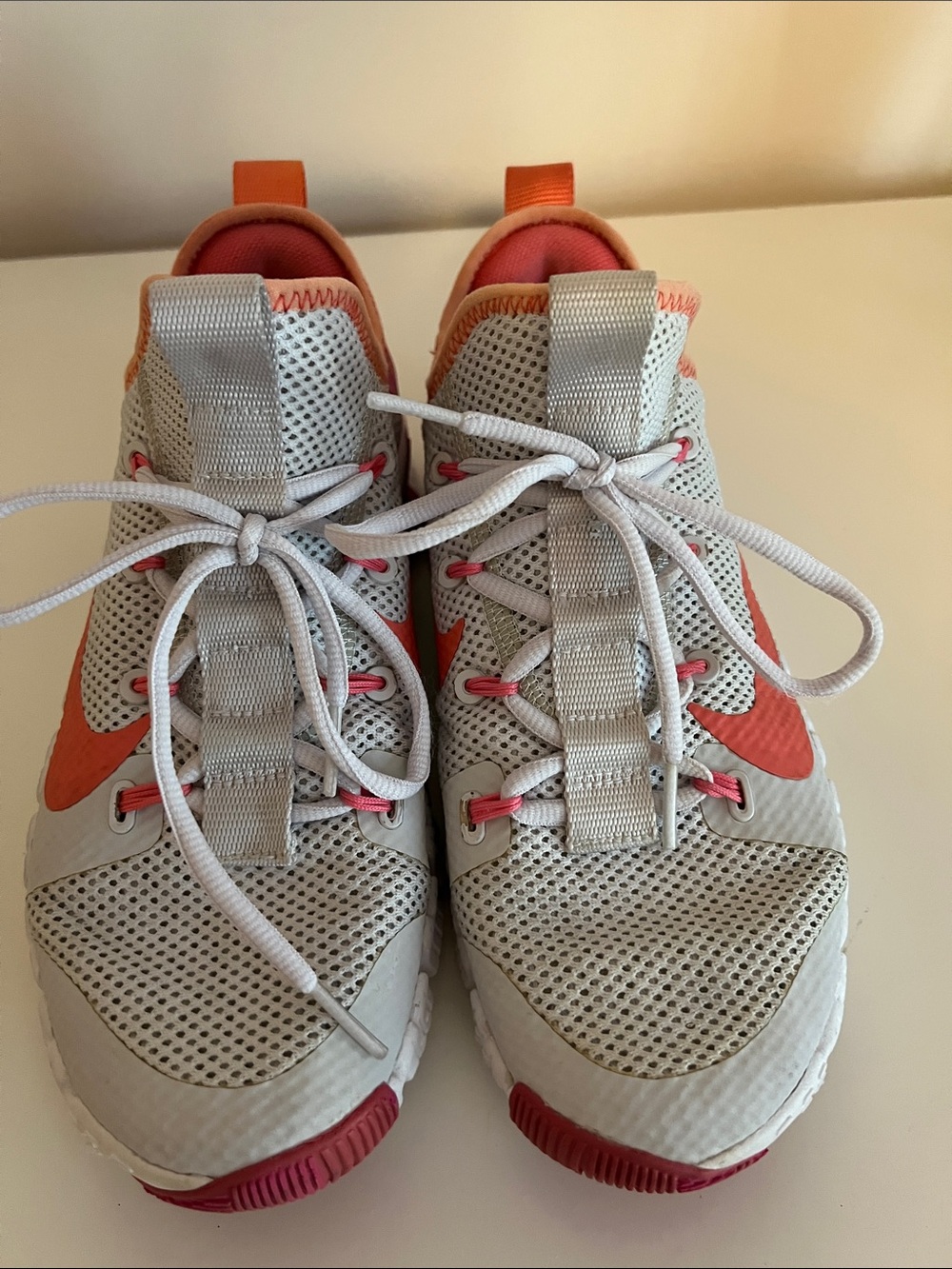 NIKE Women's Free Metcon 3 Shoes Sneakers Gray Pink size 8.5